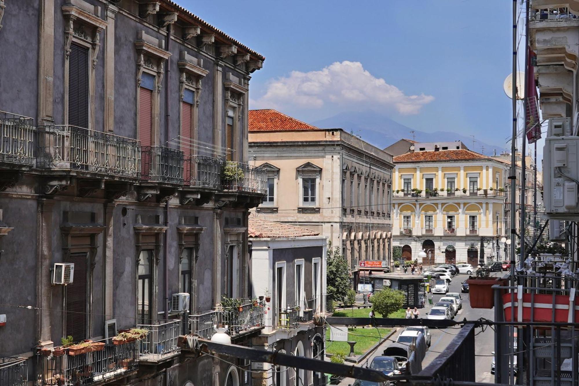 La Petite Suite Catania Exteriör bild
