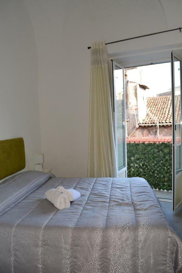 La Petite Suite Catania Exteriör bild